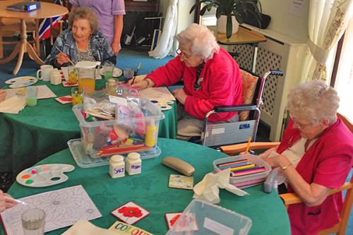 residents painting and drawing